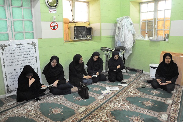 آزاده احمدی