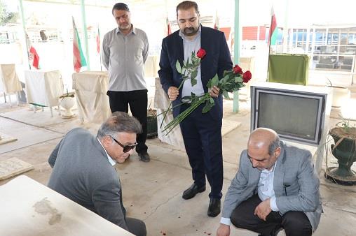 غبارروبی شهیده حیدری