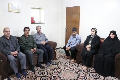 دیدار با خانواده شهدا-هفته بسیج