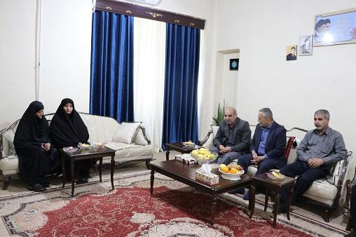 دیدار با خانواده شهدا-هفته بسیج