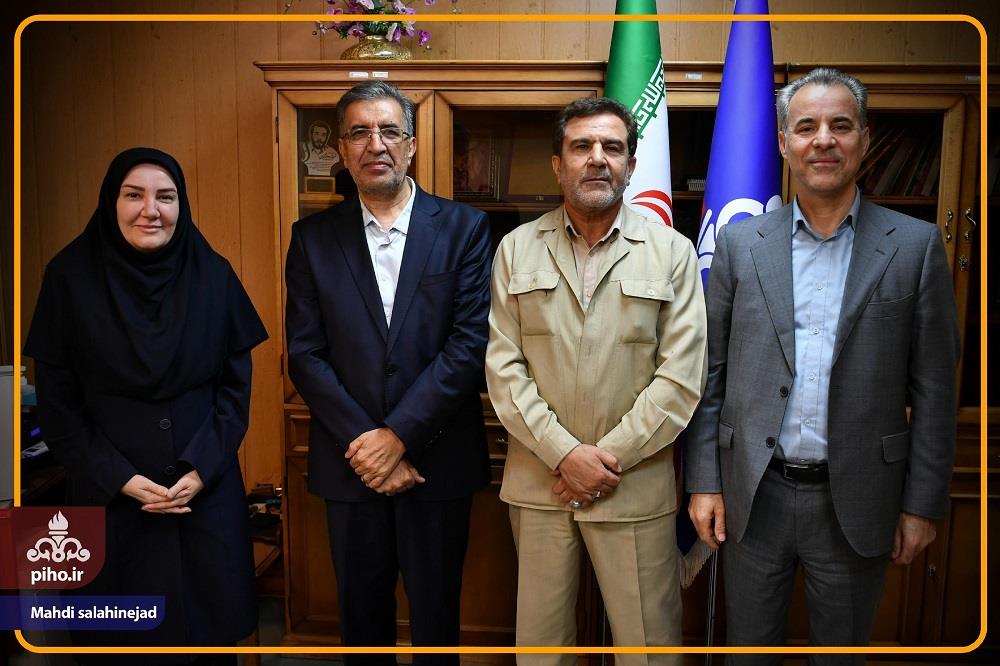 سرپرست جدید