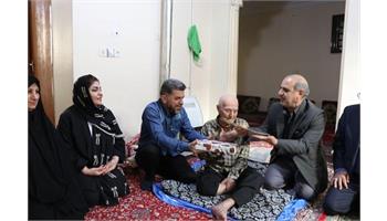 گزارش تصویری/ تجلیل اعضای شورای فرهنگی بهداشت و درمان نفت مسجدسلیمان از خانواده‌های معظم شهدا