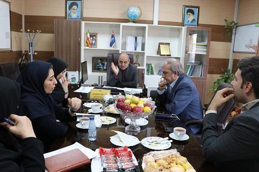 گزارش تصویری/ حضور مدیر سلامت سازمان بهداشت و درمان از بهداشت و درمان نفت مسجدسلیمان