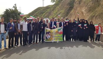 بمناسبت دهه مبارک فجر، پیاده روی کارکنان بهداشت و درمان نفت مسجدسلیمان برگزار شد