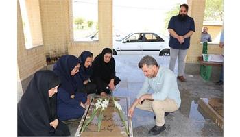 گزارش تصویری/ تجدید میثاق با ستاره‌های بی‌نام؛ غبارروبی مزار شهدای گمنام در هفته دفاع مقدس