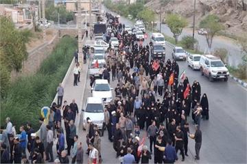 استقرار آمبولانس بهداشت و درمان نفت مسجدسلیمان در مسیر برگزاری مراسم جاماندگان اربعین در شهرستان