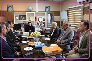 دیدار مدیرعامل شرکت بهره‌برداری نفت و گاز مسجدسلیمان با پرستاران بهداشت و درمان صنعت نفت به مناسبت روز پرستار